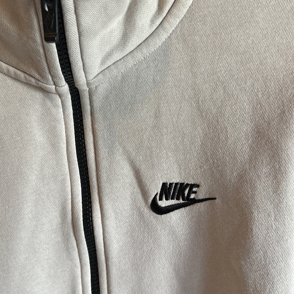 Nike Pullover - image 2